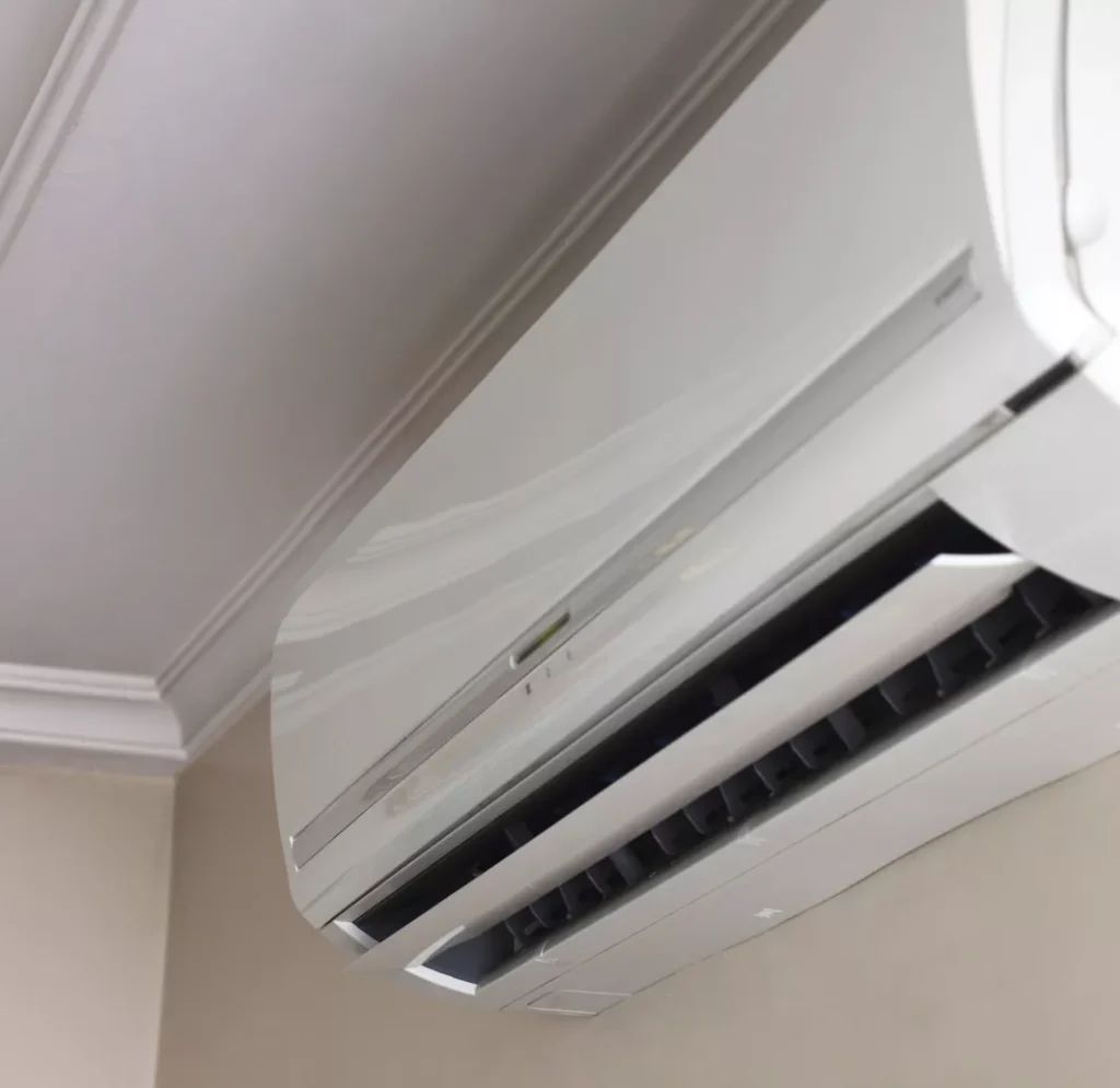 Mini Split AC
